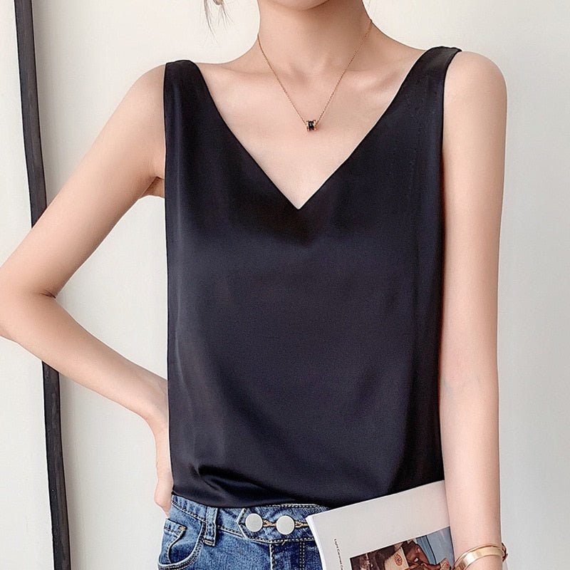 Top de cetim feminino sem mangas e com decote em V – estilo elegante de verão para o escritório e para a noite