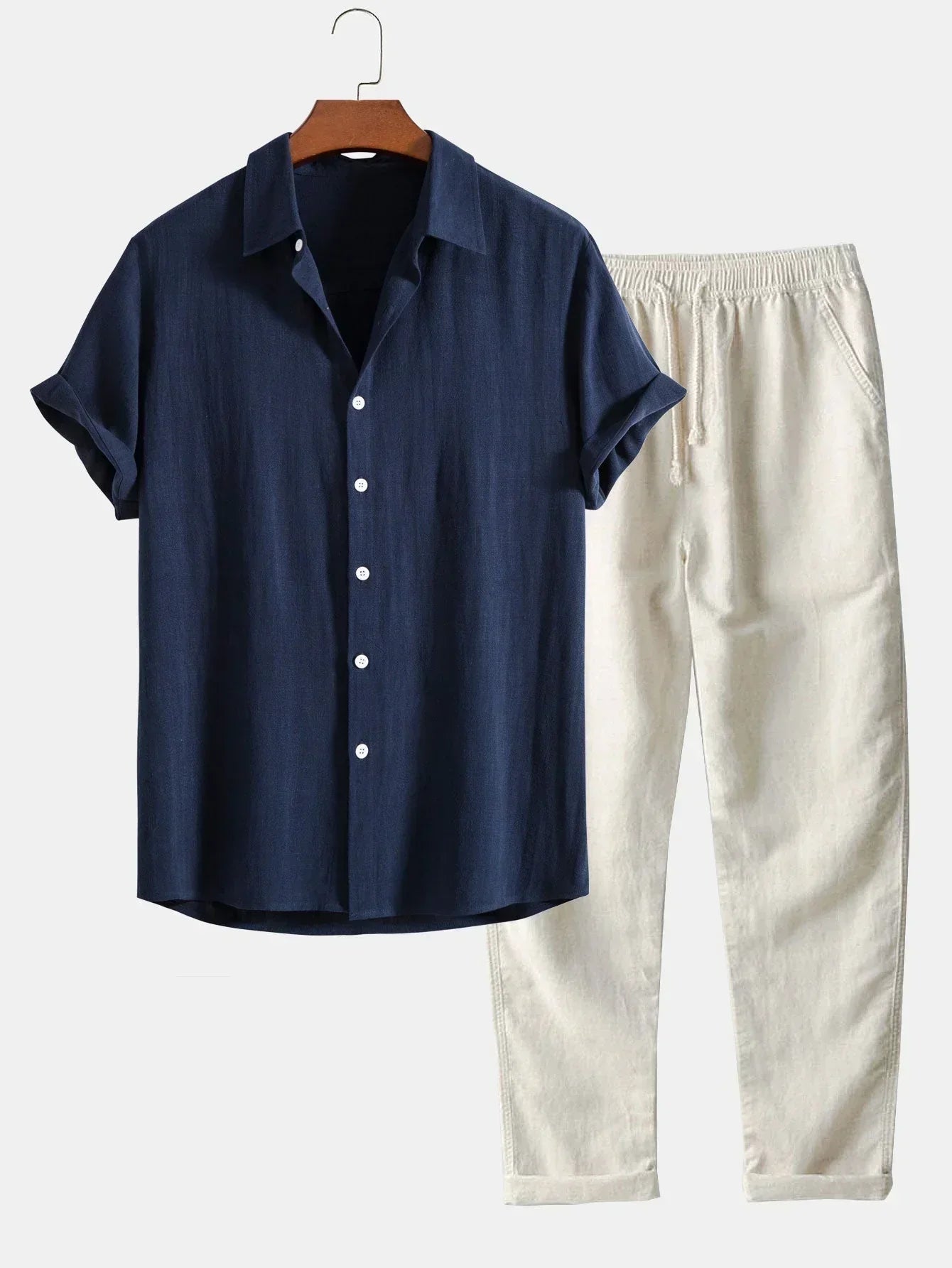 Completo estivo uomo in lino con camicia e pantaloni dal taglio comodo