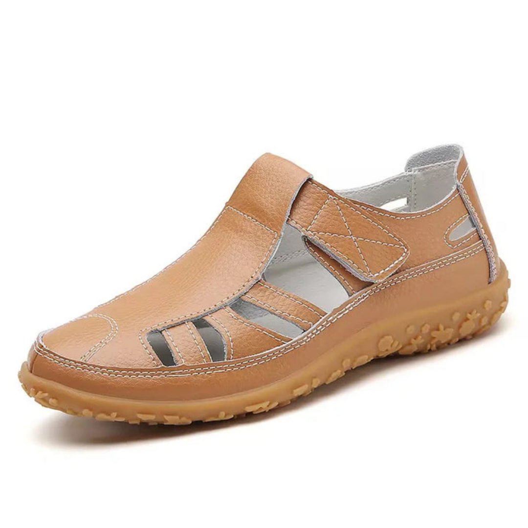 Damen-Sandalen mit geschlossener Zehenpartie und verstellbarem Riemen – Lässige Schuhe mit Aussparungen für jeden Sommertag