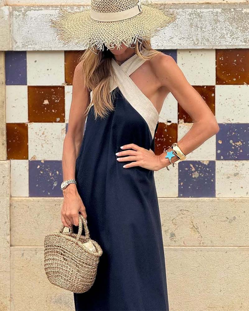 Abito lungo da donna incrociato con scollo all'americana e silhouette fluente