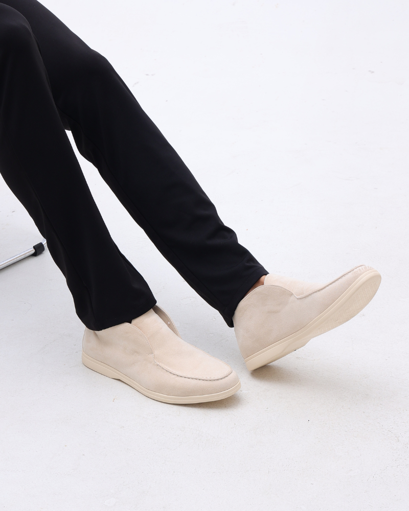 Mocasini bărbătești slip-on din piele întoarsă, tăietură medie, talpă contrastantă