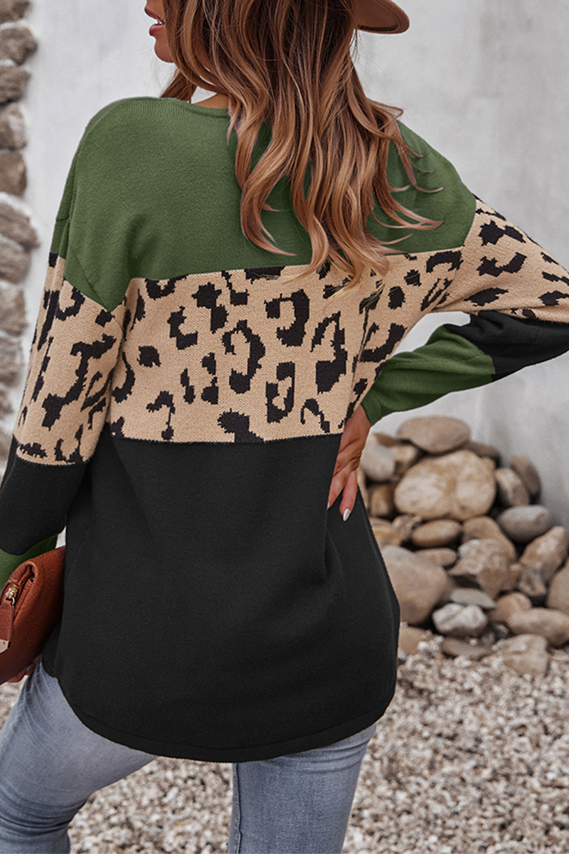 Women’s Leopard Colour-Block Knit Sweater – Relaxed Long-Sleeve Pullover for Stylish Winter Layering