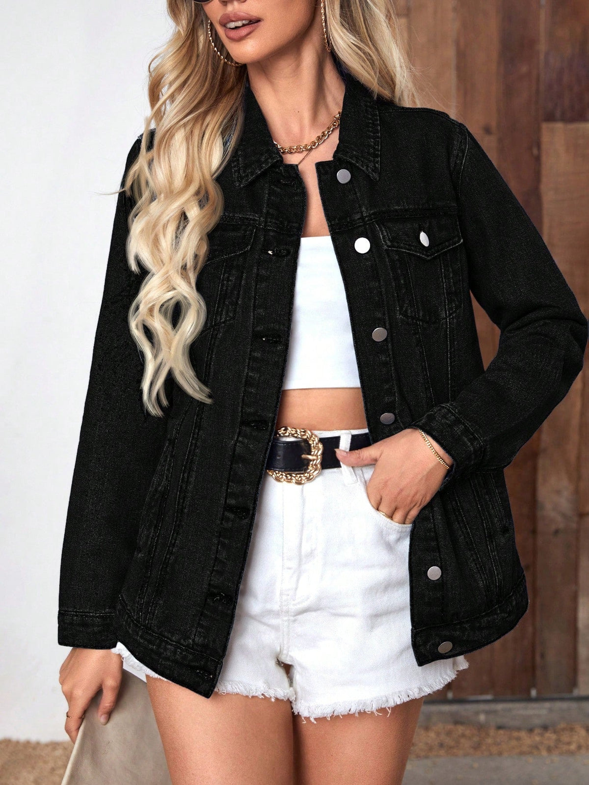 Women's Classic Oversized Denim Jacket with Washed Finish and Button Front – Relaxed Fit Long Sleeve Casual Outerwear with Chest Pockets and Shirt Collar for Spring and Autumn Everyday Streetwear