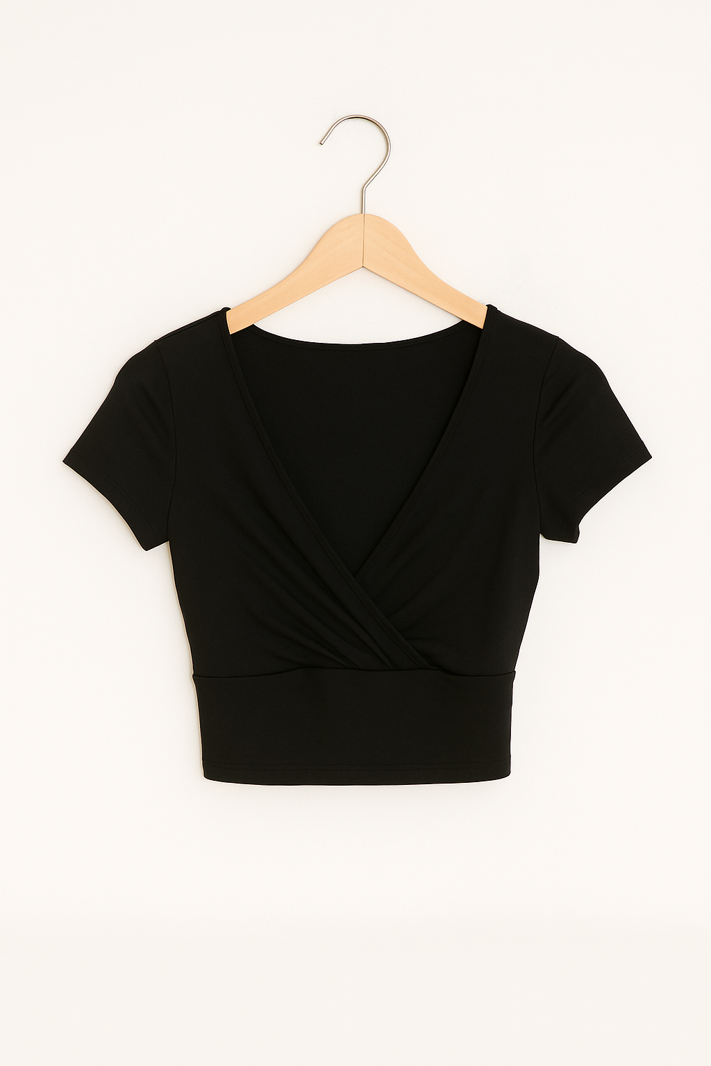 Damen-Crop-Top mit Wickelfront und V-Ausschnitt – kurzärmliges Stretch-Top für lässige Sommer- und Abendlooks