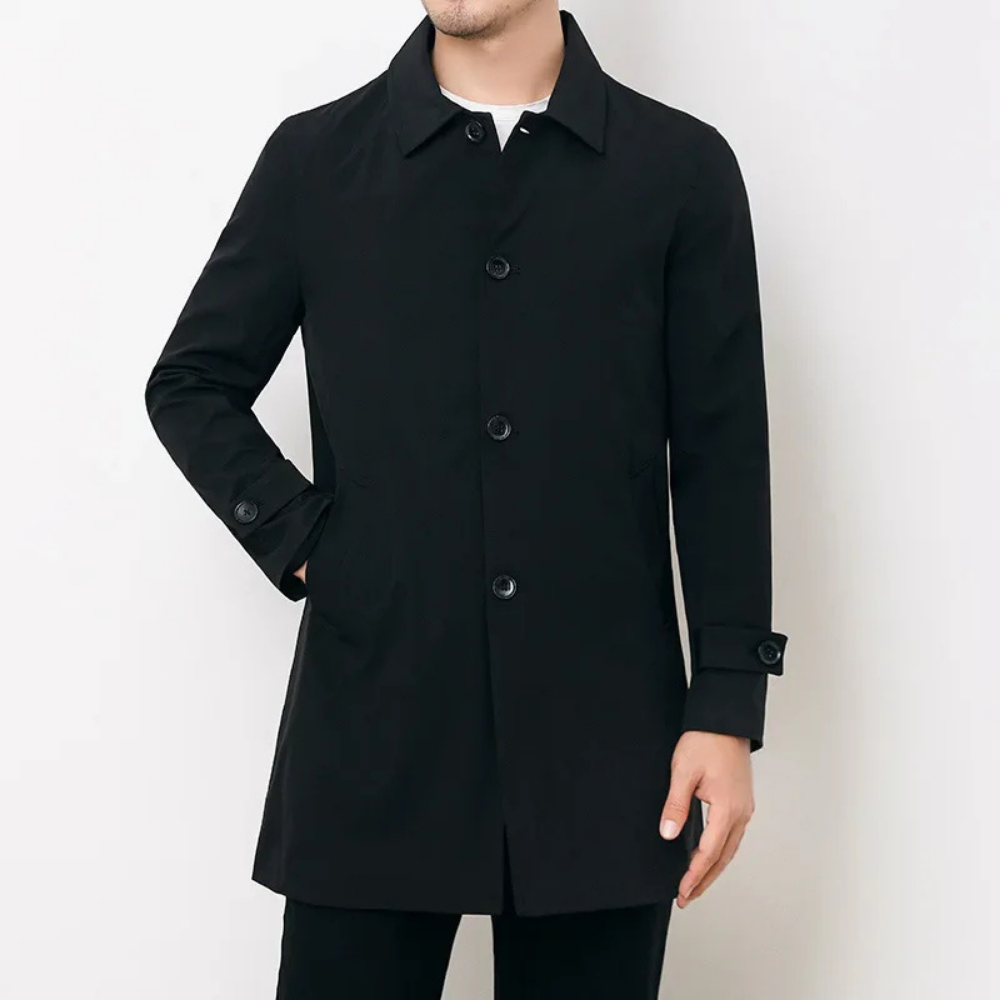 Einreihiger Trenchcoat für Herren – Schlichte mittellange Jacke mit Kentkragen und Riegeln an den Ärmelabschlüssen