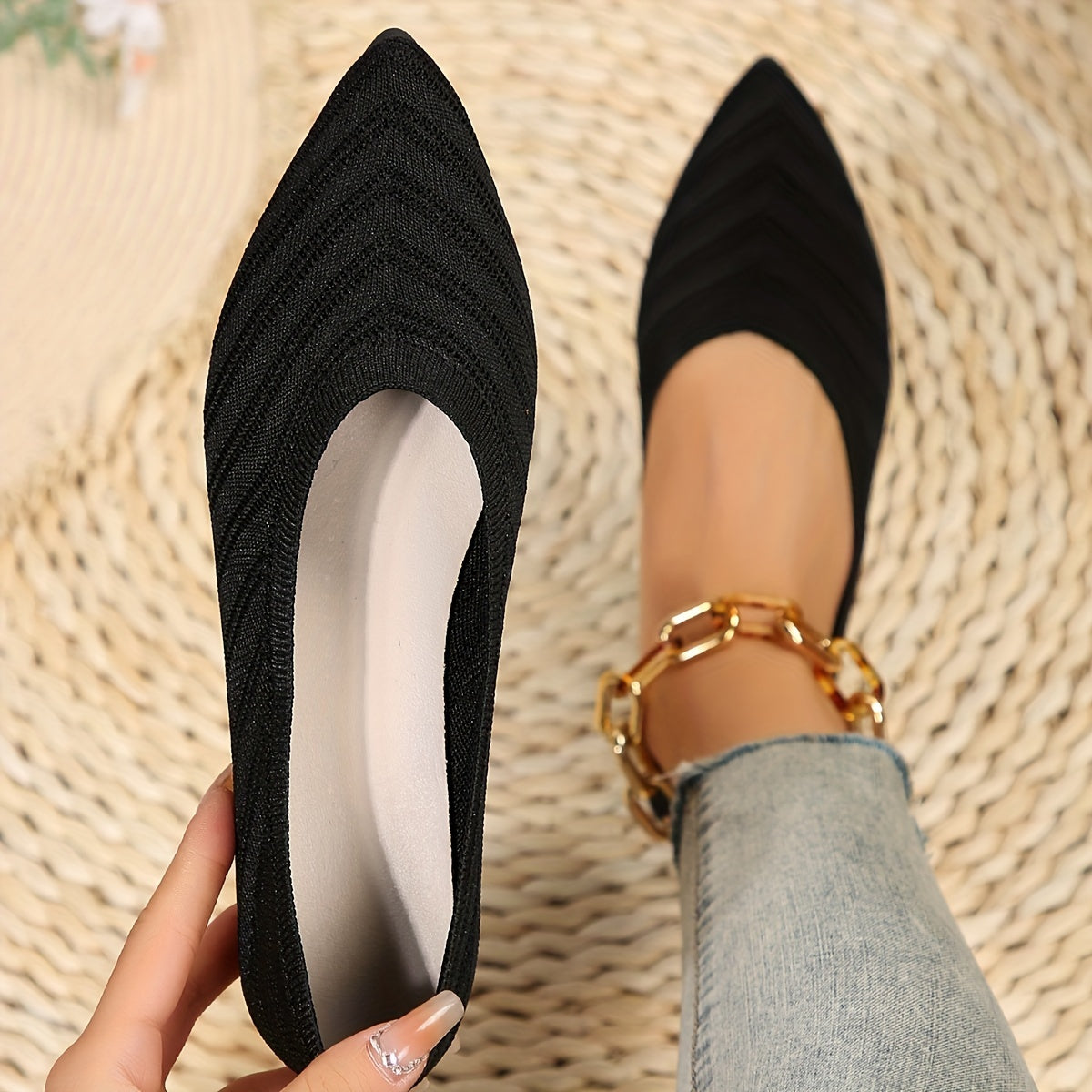 Women’s Pointed-Toe Knit Ballet Flats – Breathable Slip-On Comfort for Office Days and Smart Casual Outfits