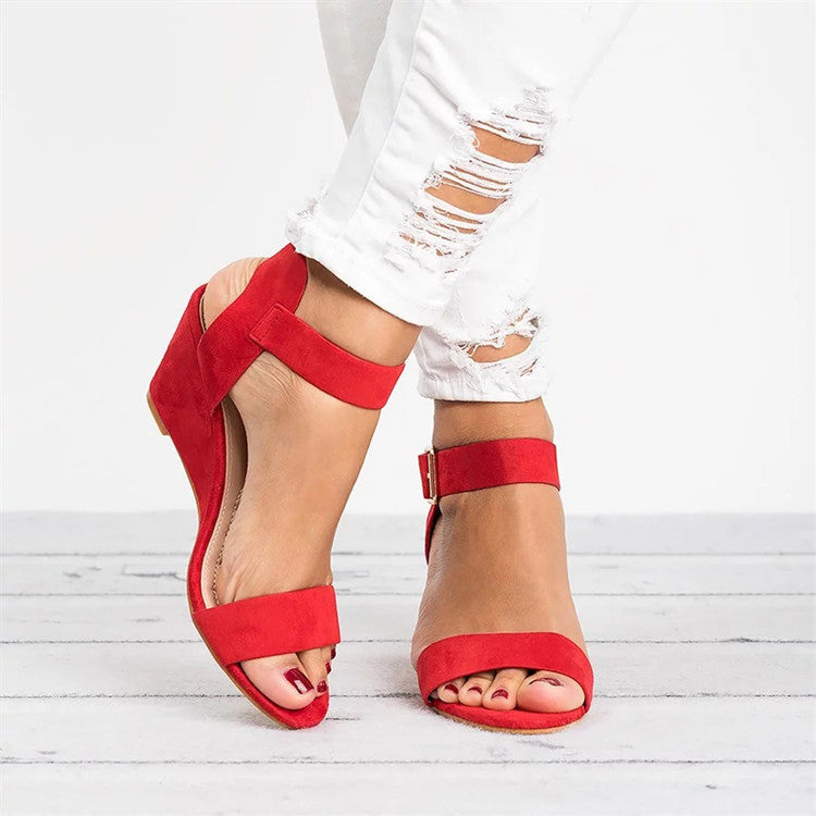 Women’s Low Block Heel Sandals – Buckled Ankle Strap Style for Everyday Summer Wear