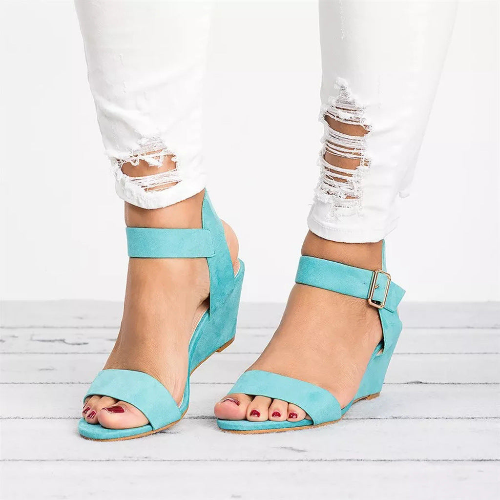 Women’s Low Block Heel Sandals – Buckled Ankle Strap Style for Everyday Summer Wear