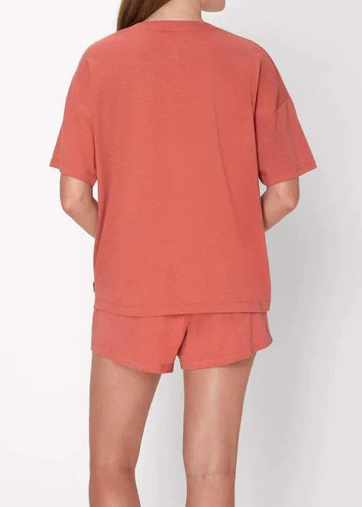 Tweedelige loungewearset voor dames van een zachte modalblend - oversized T-shirt met korte mouwen en shorts met elastische taille voor ontspannen thuis- en nachtkleding