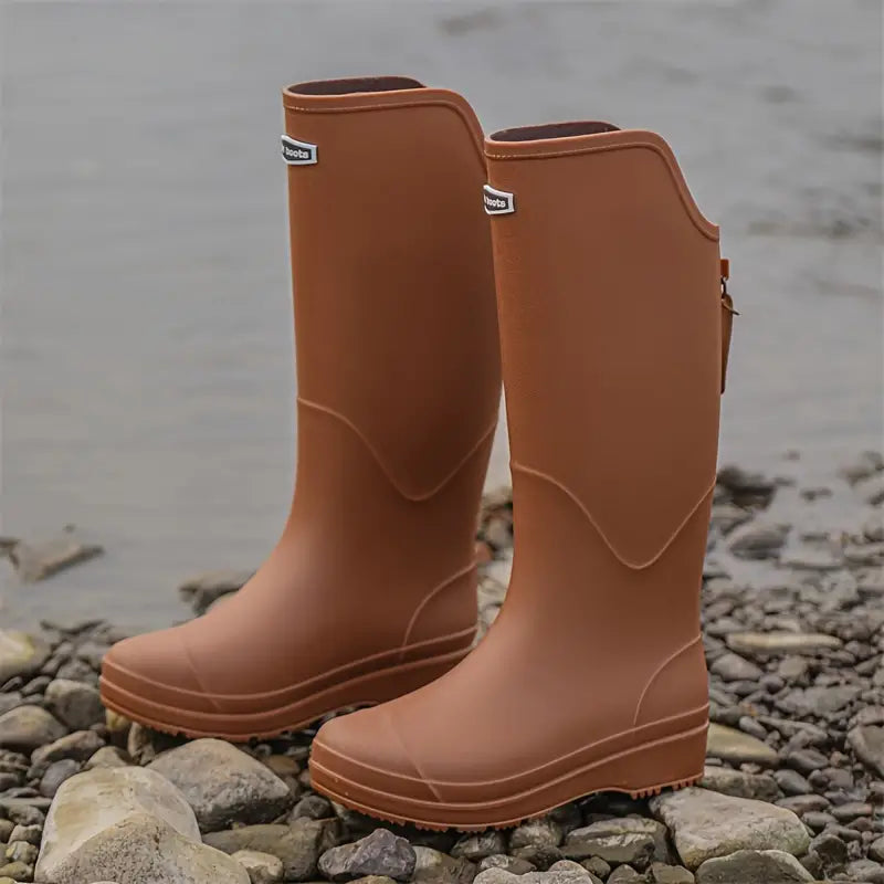 Botas Wellington altas de mujer con cañas contorneadas – Calzado de exterior fácil de poner para el campo y el jardín