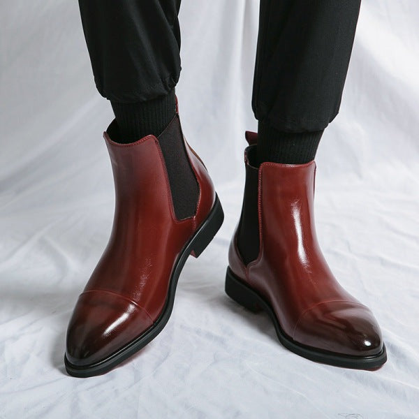 Polierte Chelsea-Boots für Herren – spitz zulaufendes Knöcheldesign mit elastischen Seiteneinsätzen und niedrigem Absatz
