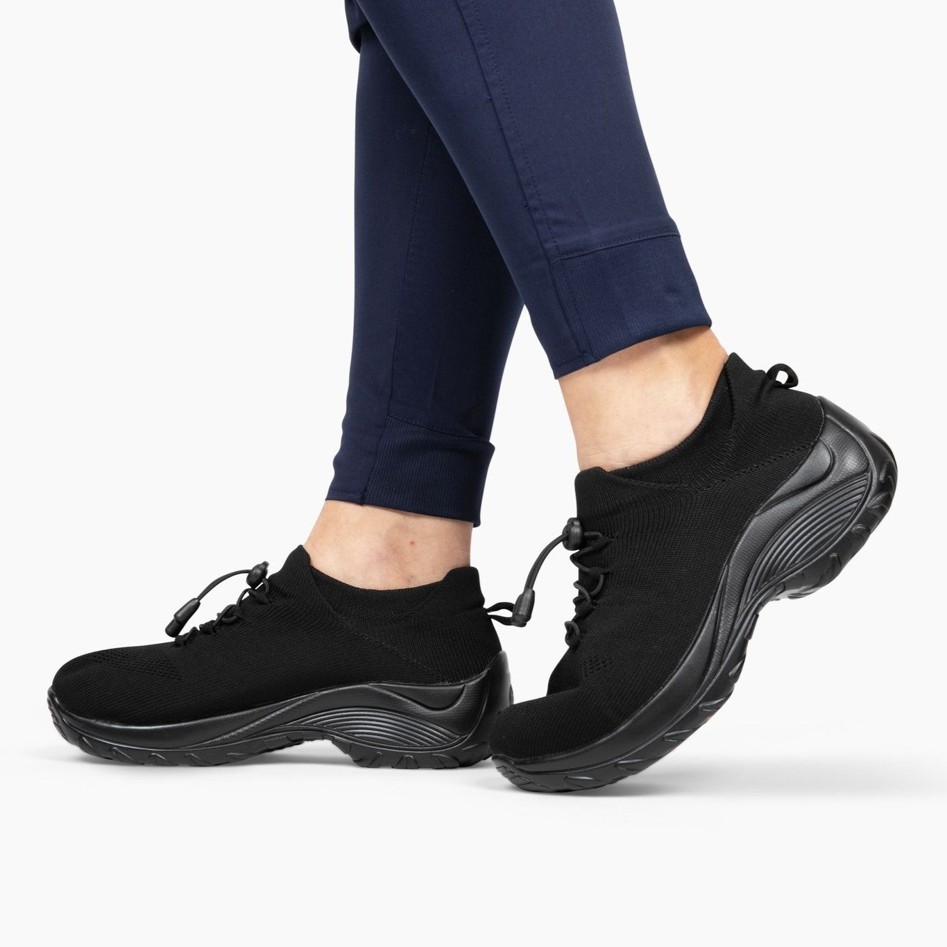 Women’s Knit Toggle Walking Shoes with Cushioned Sole