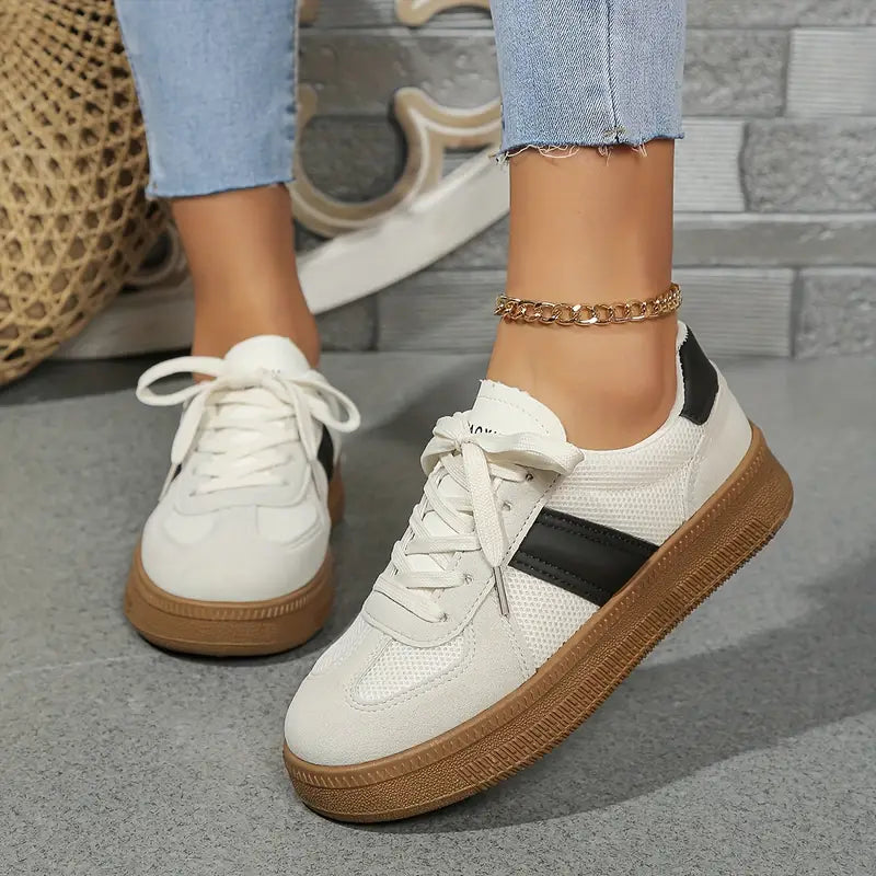 Damskie sneakersy na platformie sznurowane - teksturowane casualowe buty treningowe na codzienne spacery po mieście, weekendowe wyjścia, podróże i swobodne stylizacje streetwear