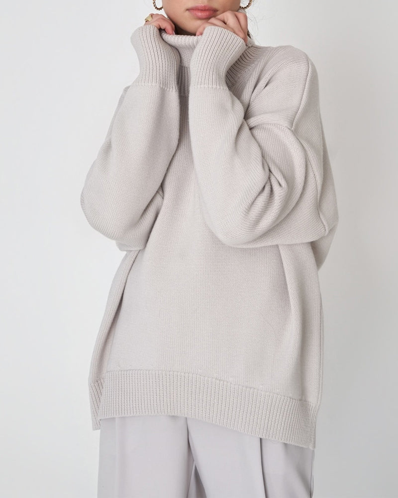 Women’s Oversized Turtleneck Sweater – Relaxed Winter Knit for Everyday Layering