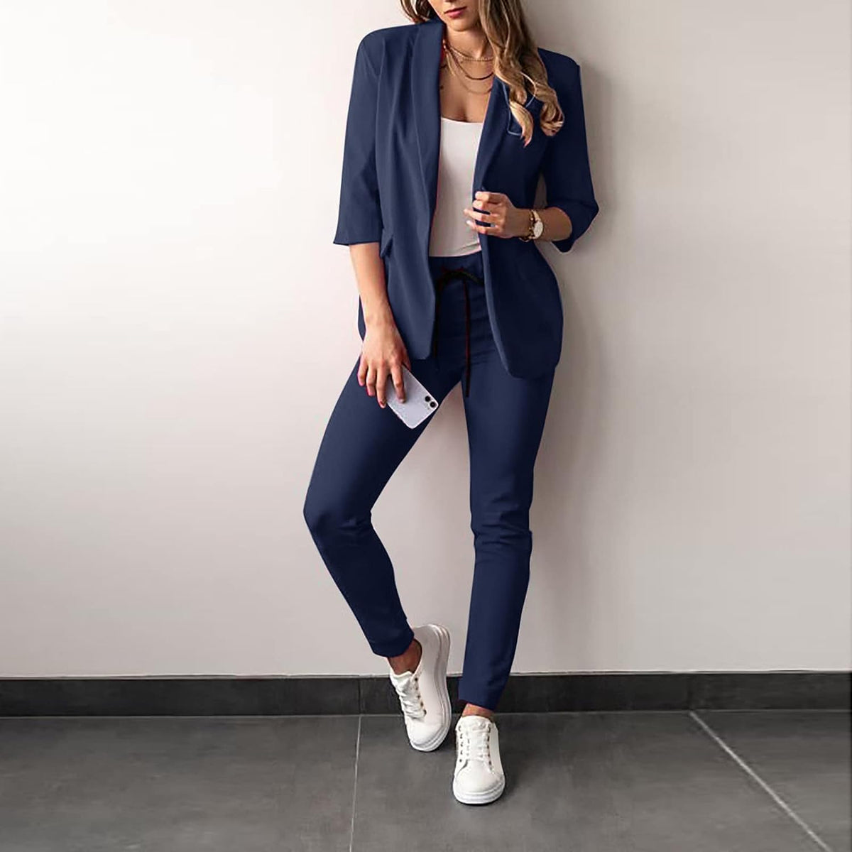 Damespak met blazer zonder sluiting en slim-fit pantalon – tweedelige set voor kantoor en nette casual gelegenheden
