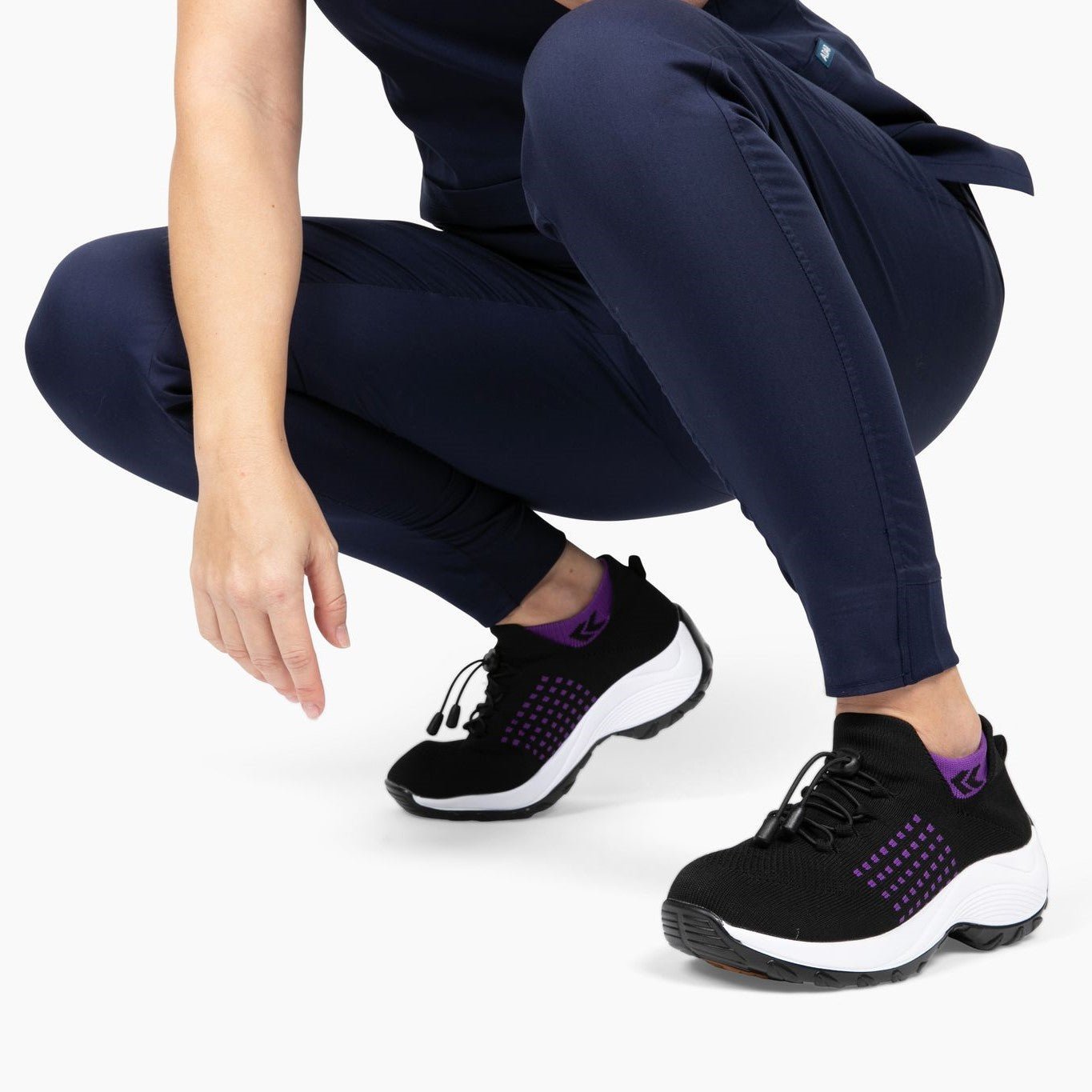 Women’s Knit Toggle Walking Shoes with Cushioned Sole