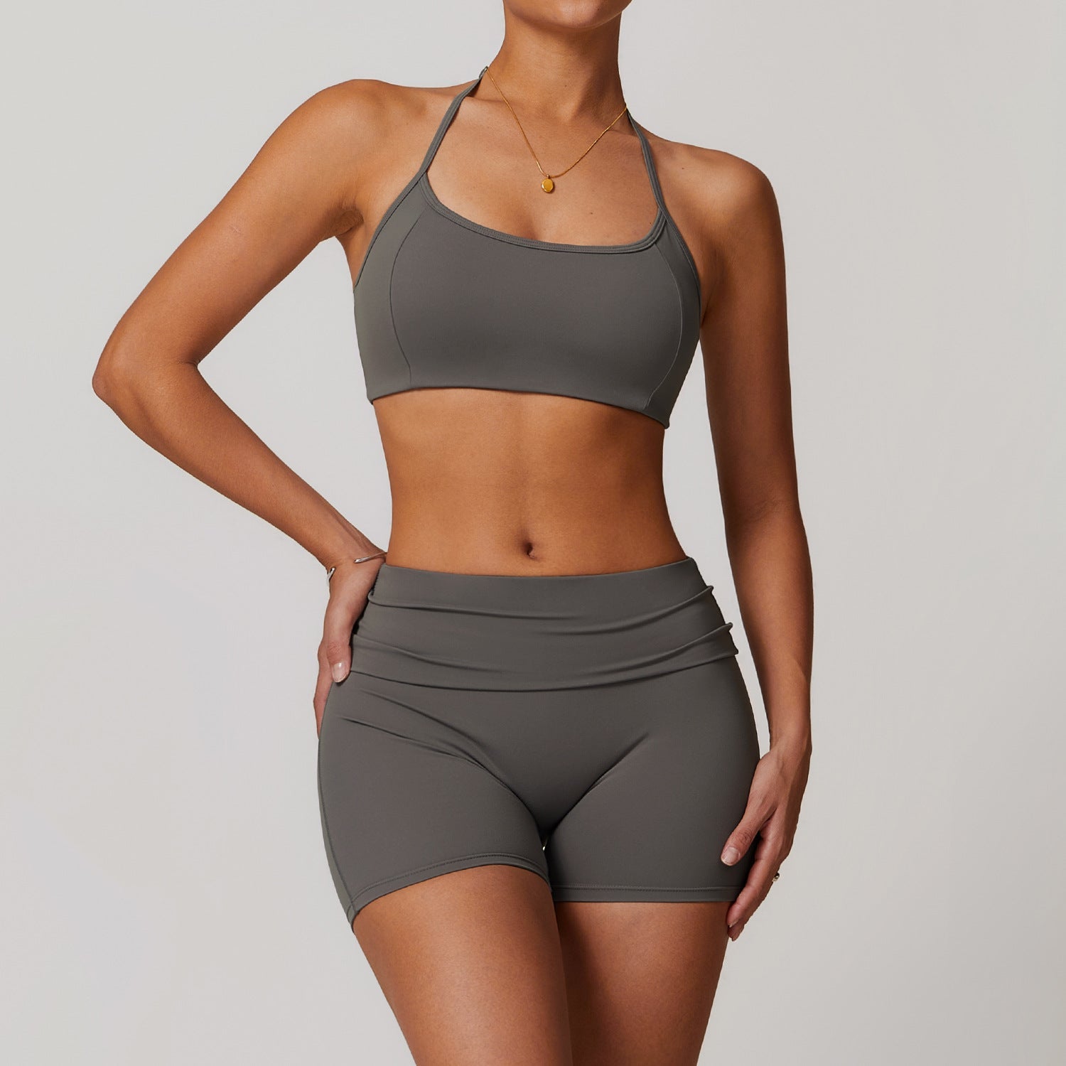 Set yoga donna con top a spalline e pantaloncini aderenti Sculpt Fit