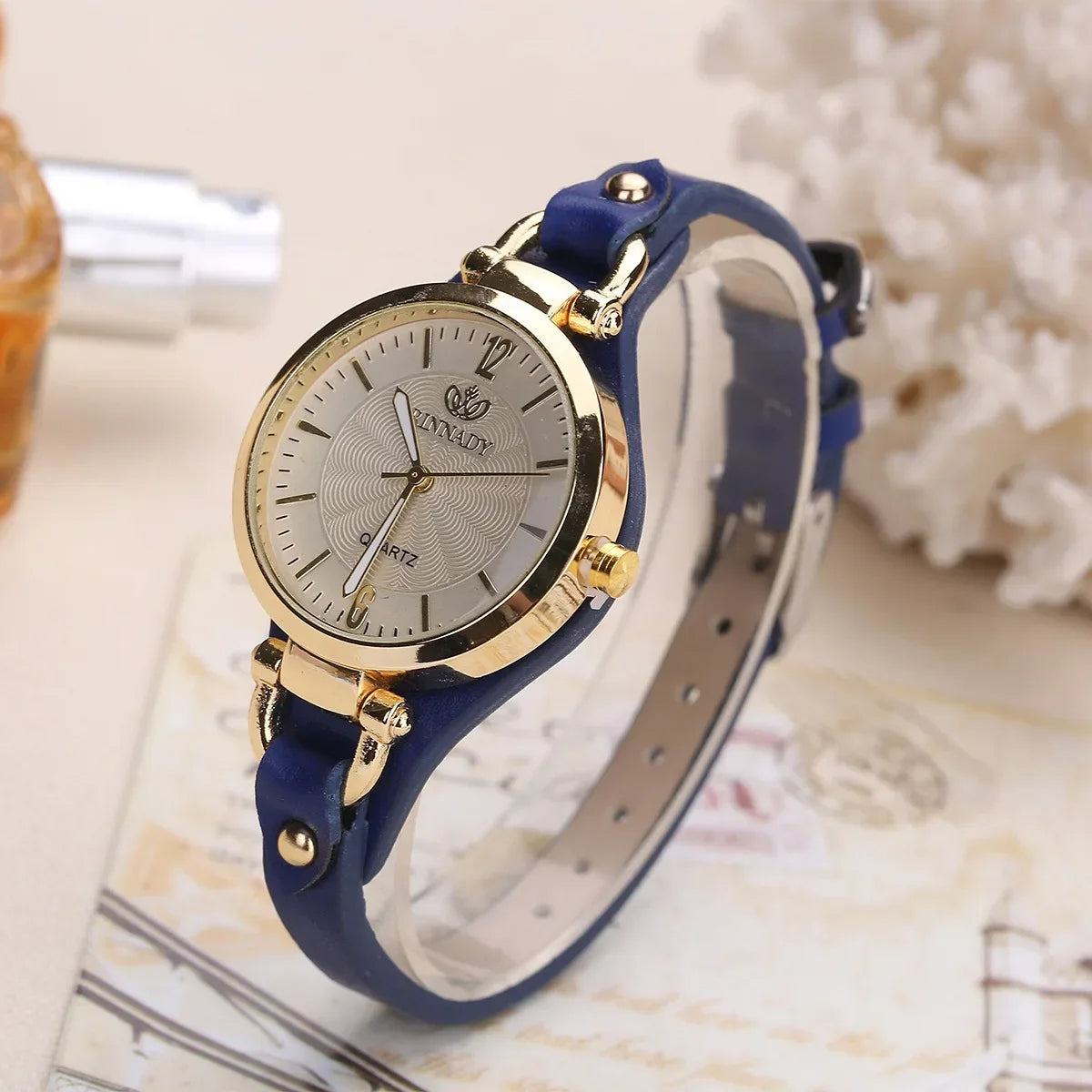 Women’s Vintage Quartz Watch – Gold-Tone Round Dial with Adjustable Vegan Leather Strap for Everyday and Formal Wear