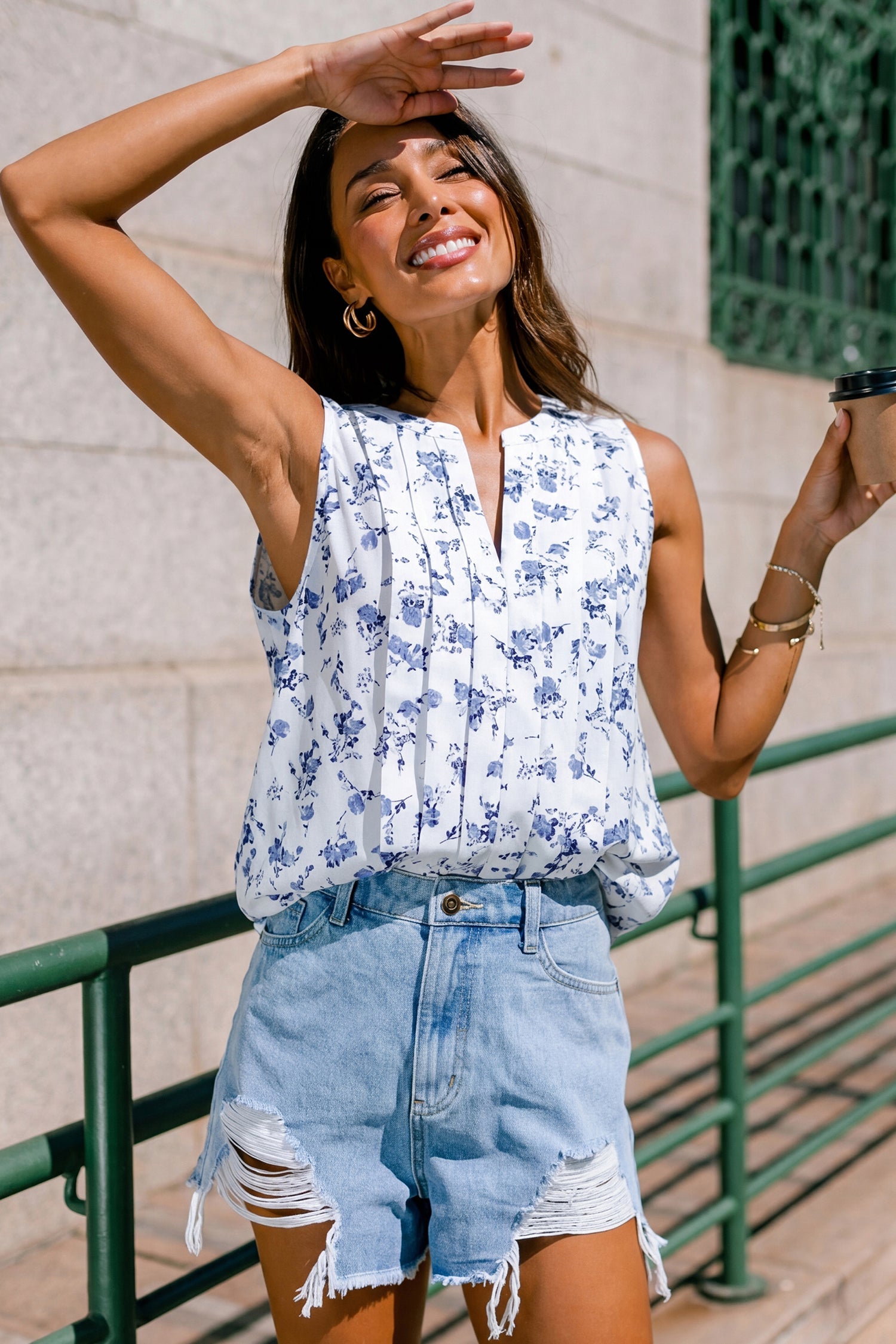 Women’s Floral Sleeveless Blouse Relaxed Summer Fit