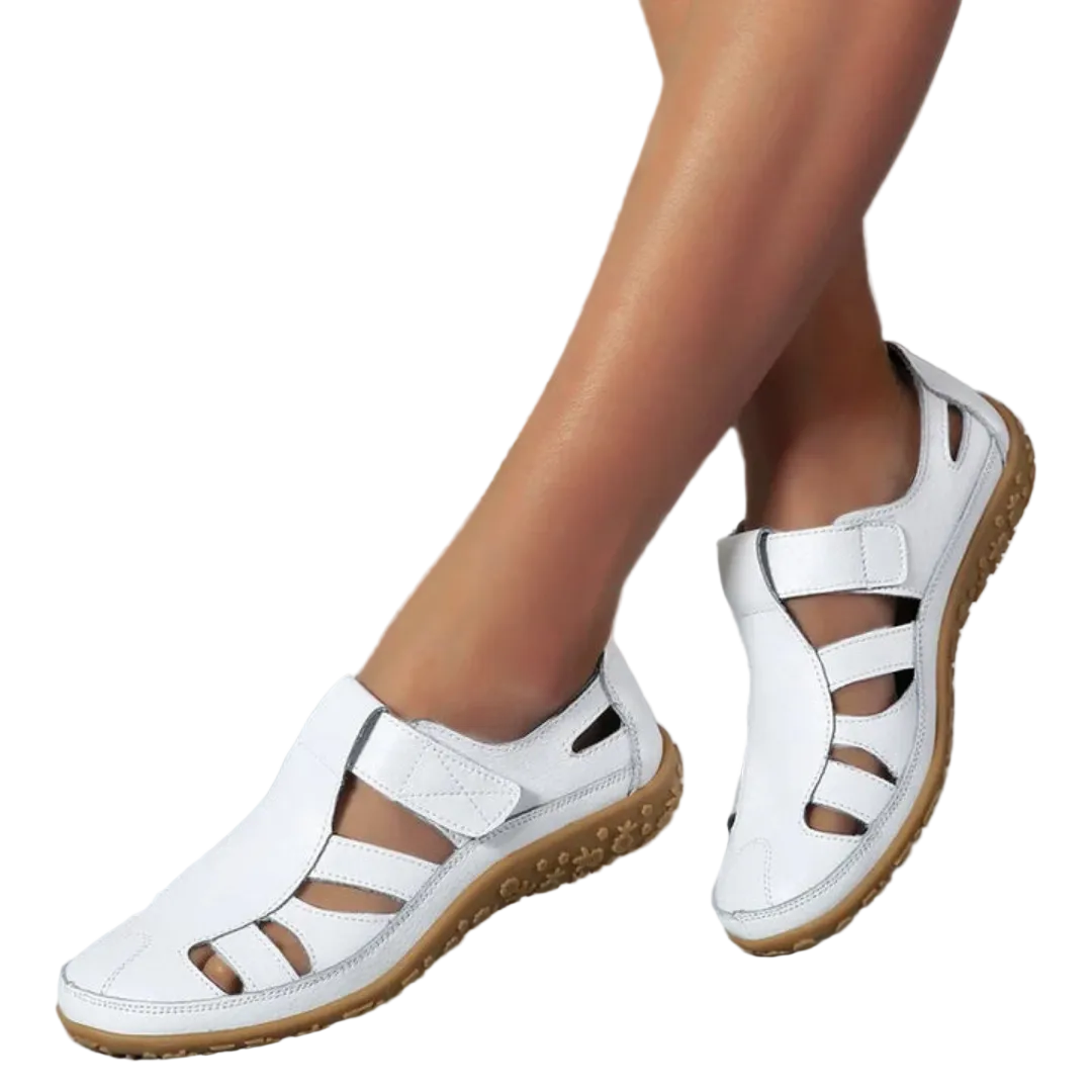Damen-Sandalen mit geschlossener Zehenpartie und verstellbarem Riemen – Lässige Schuhe mit Aussparungen für jeden Sommertag
