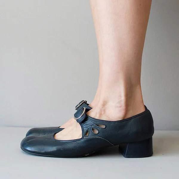 Women’s Leather Mary Jane Shoes – Buckled Closed-Toe Low-Heel Style for Vintage-Inspired Daily Wear Smart Casual Outfits Workdays and City Dressing