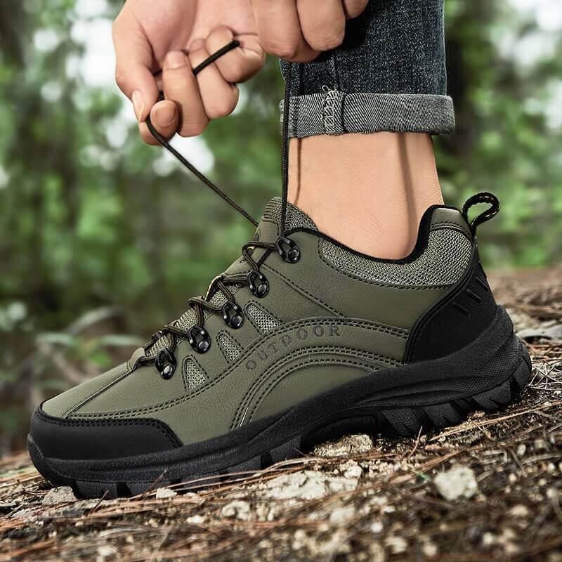 Men’s Rugged Outdoor Walking Trail Shoes