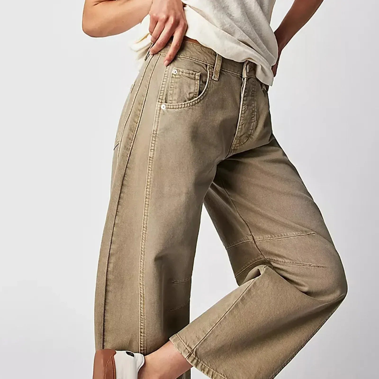 Jeans donna a gamba larga rilassata con vita alta