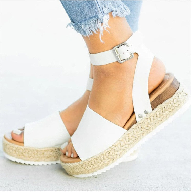 Damskie sandały espadryle na platformie z paskami zapinanymi wokół kostki – letnie buty z odkrytymi palcami na wakacje