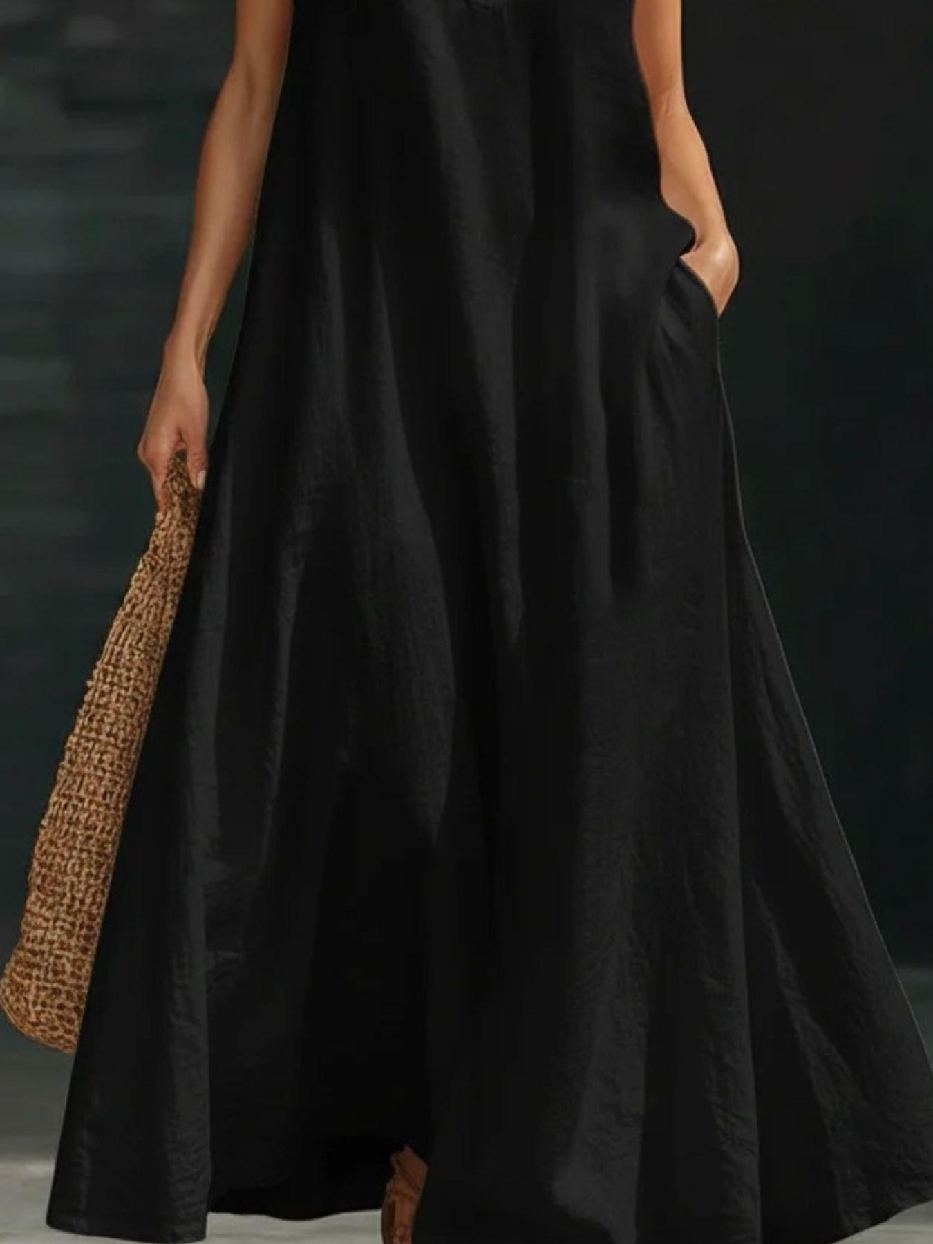 Abito lungo da donna con scollo all'americana e gonna a linea ad A fluente