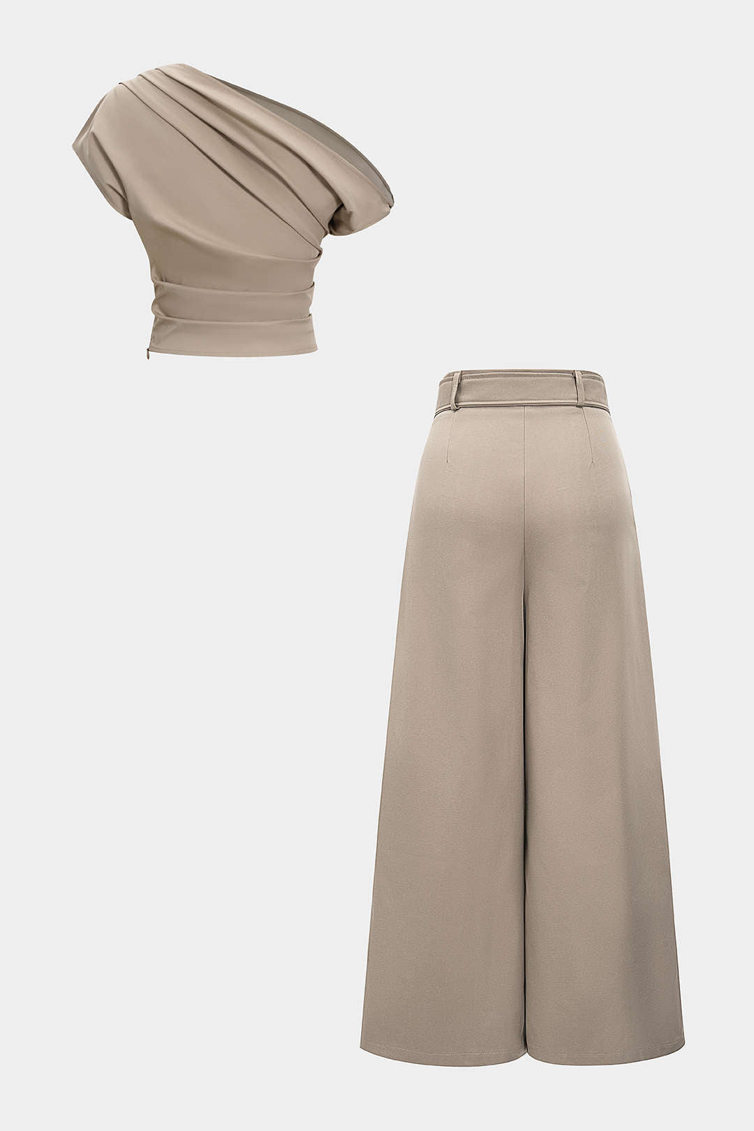 Elegante gedrapeerde top met één schouder en broekset voor dames met riem en wijde pijpen - verfijnde tweedelige outfit voor feestjes en geklede casual gelegenheden