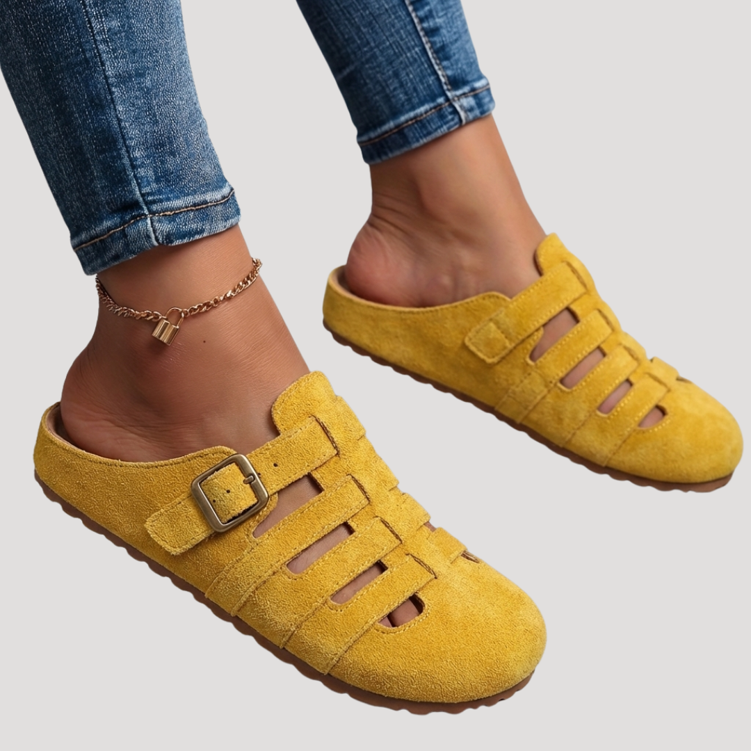 Women’s Closed-Toe Flat Clogs – Breathable Buckled Slip-On Shoes for Work and Daily Wear