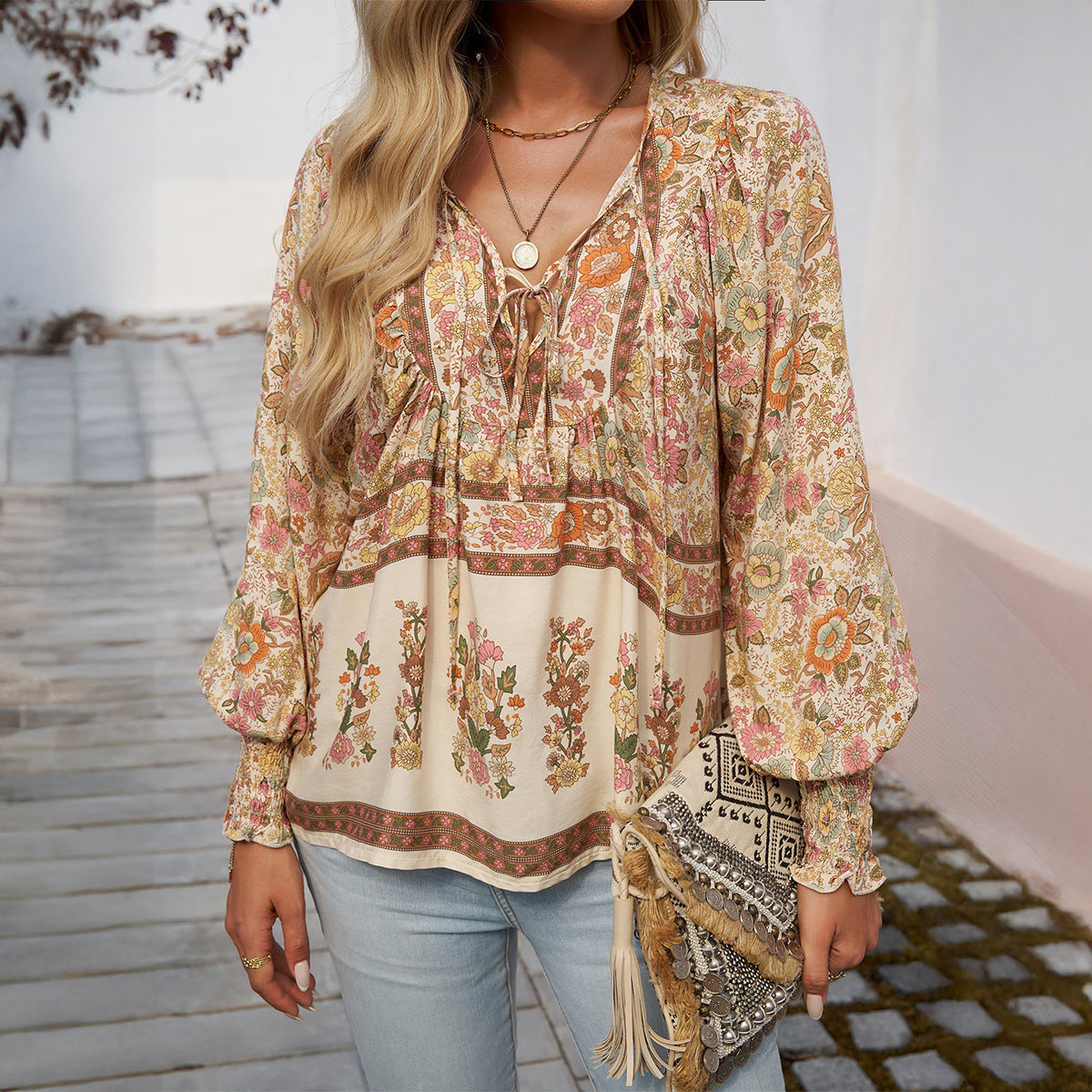Blusa Donna con Fiocco Frontale a Fiori – Leggera, Traspirante, Confortevole, Elegante, Casual, Manica Lunga