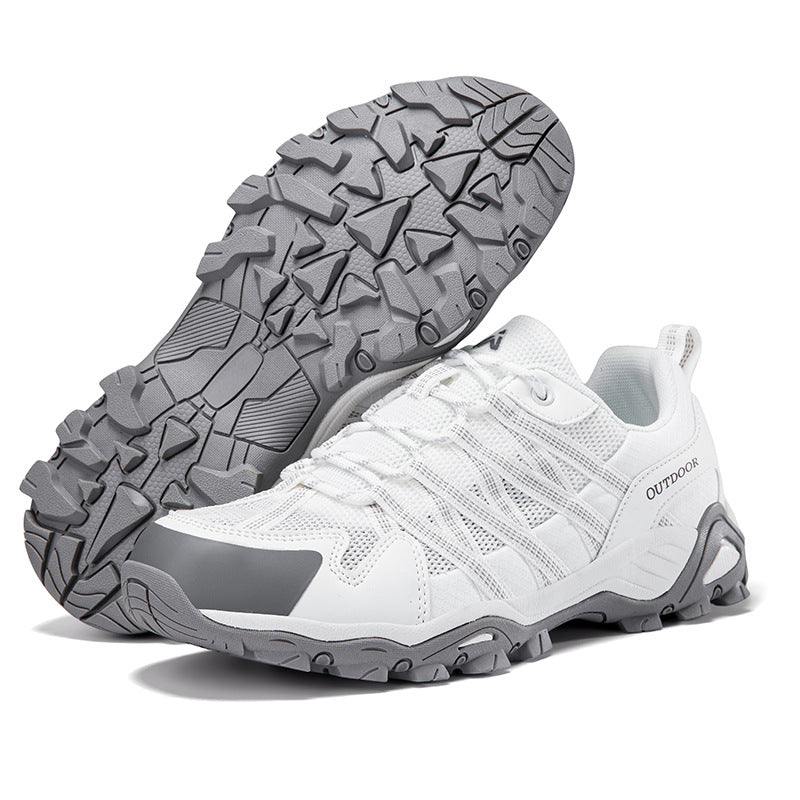 Men’s Outdoor Trainers with Mesh Panels and Reinforced Toe Overlays – Low-Top Lace-Up Style with Rugged Tread for Casual Outings