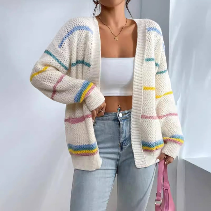 Oversized damesvest van grof open breisel - zachte laag met print en lange mouwen voor de herfst en winter