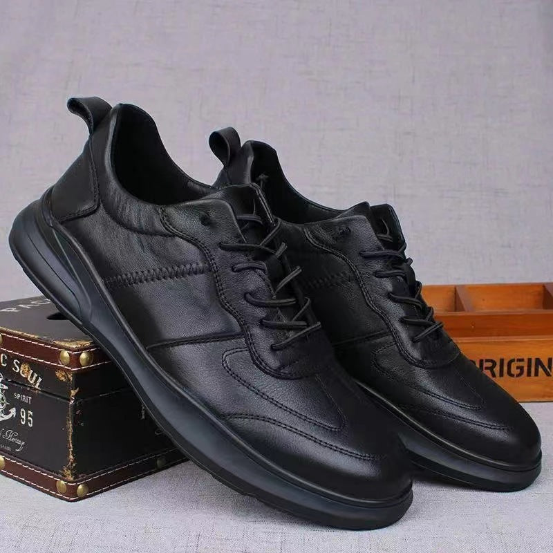 Baskets à lacets pour homme avec empiècements surpiqués - chaussures décontractées discrètes, à porter au quotidien ou avec une tenue chic décontractée