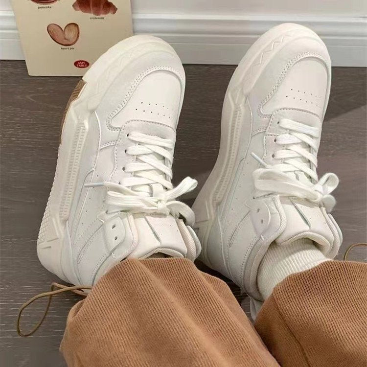 Pantofi sport înalți și masivi pentru femei – Sneakers retro cu blocuri de culoare, șireturi, talpă platformă și margine căptușită la gleznă, pentru purtare casual de zi cu zi