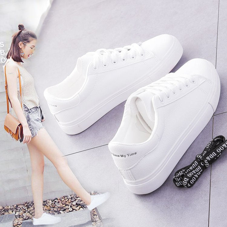Γυναικεία Μινιμαλιστικά Sneakers με Δαντέλα, Πλατφόρμα και Χαμηλή Σιλουέτα
