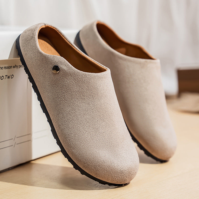 Women’s Closed-Toe Clog Sandals with Suede-Look Upper and Low Sole – Minimalist Slip-On Style for Relaxed Everyday Outfits