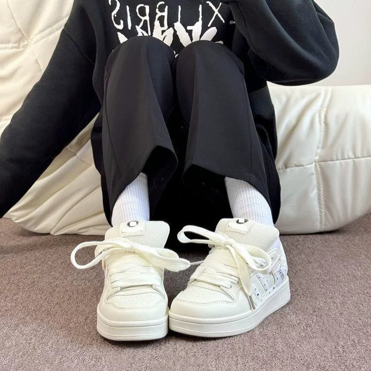Zapatillas deportivas de corte bajo con cordones anchos para mujer – Calzado informal con paneles, ideal para looks de fin de semana