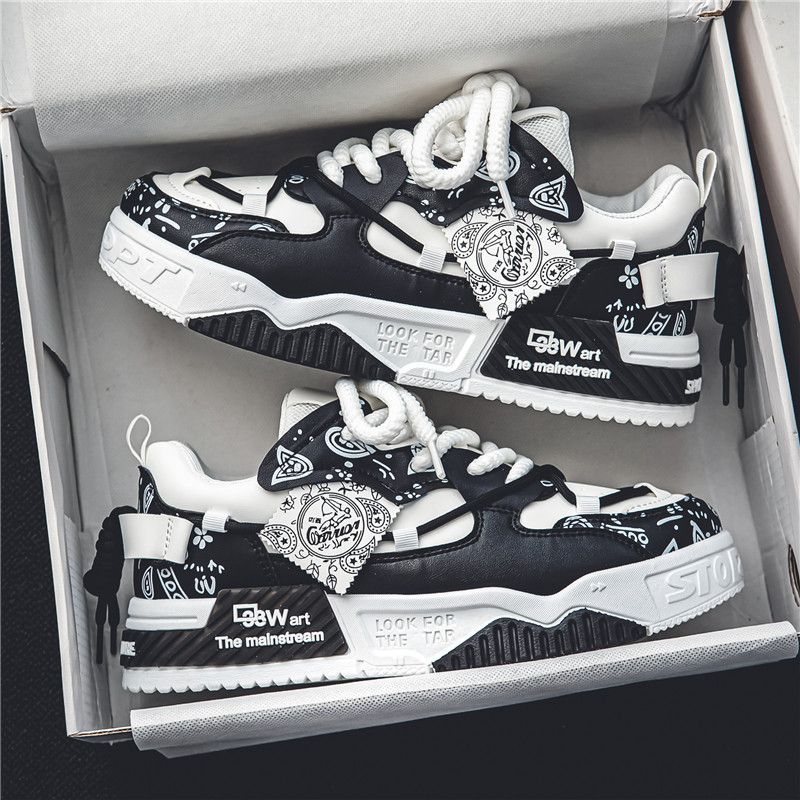 Sneakers stringate chunky da donna con pannelli stampati – Scarpe vistose a strati e basse, per look casual e streetwear