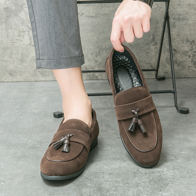 Pantofi bărbătești slip-on clasici, eleganți și casual, cu ciucuri