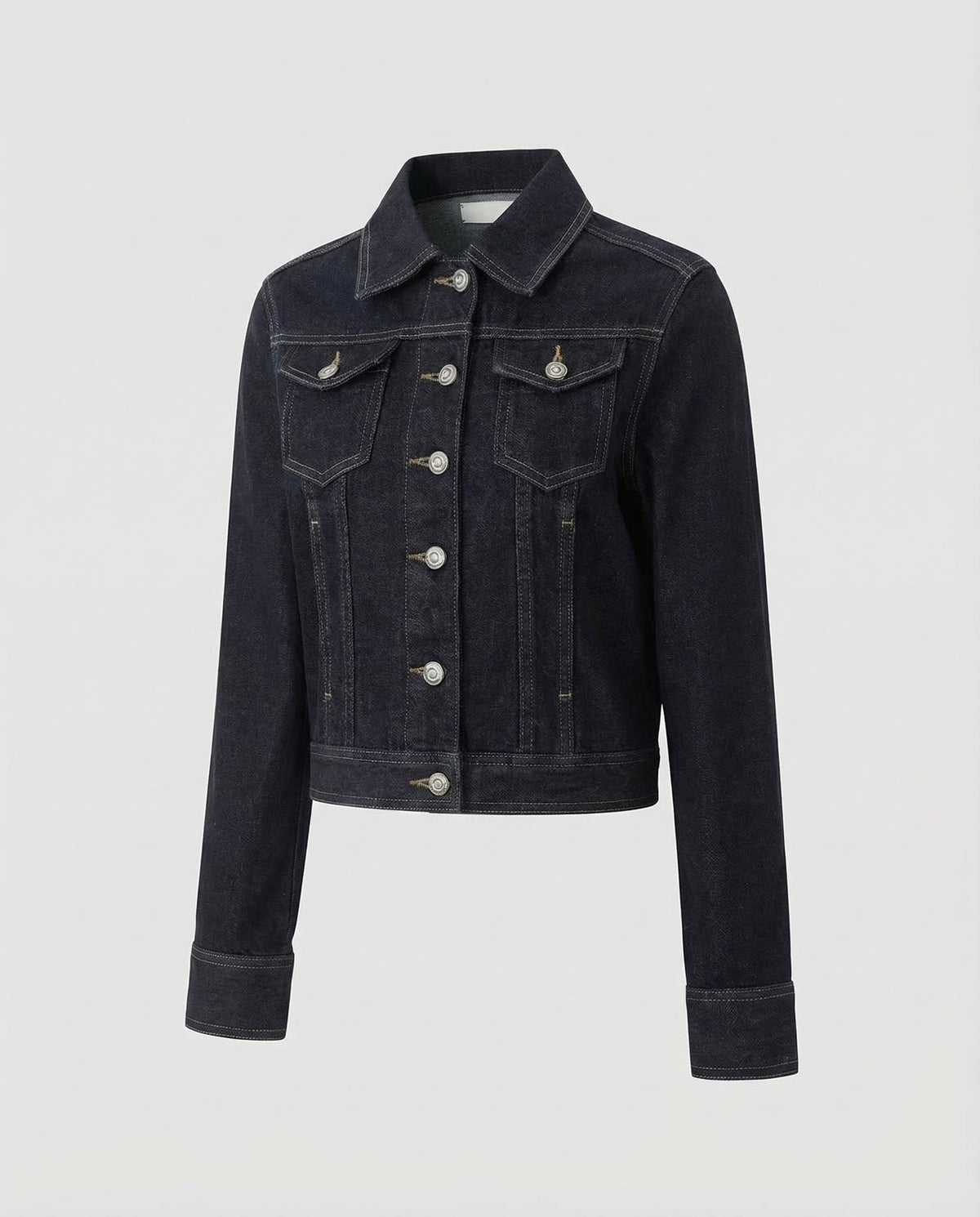 Women’s Short Denim Jacket with Pointed Collar and Chest Pockets – Classic Fitted Layer for Spring and Summer Casual Outfits