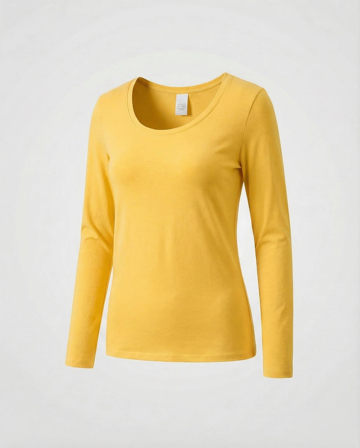 Haut ajusté à manches longues pour femme avec large encolure arrondie et ourlet droit - Couche minimaliste pour le quotidien et les tenues chic décontractées