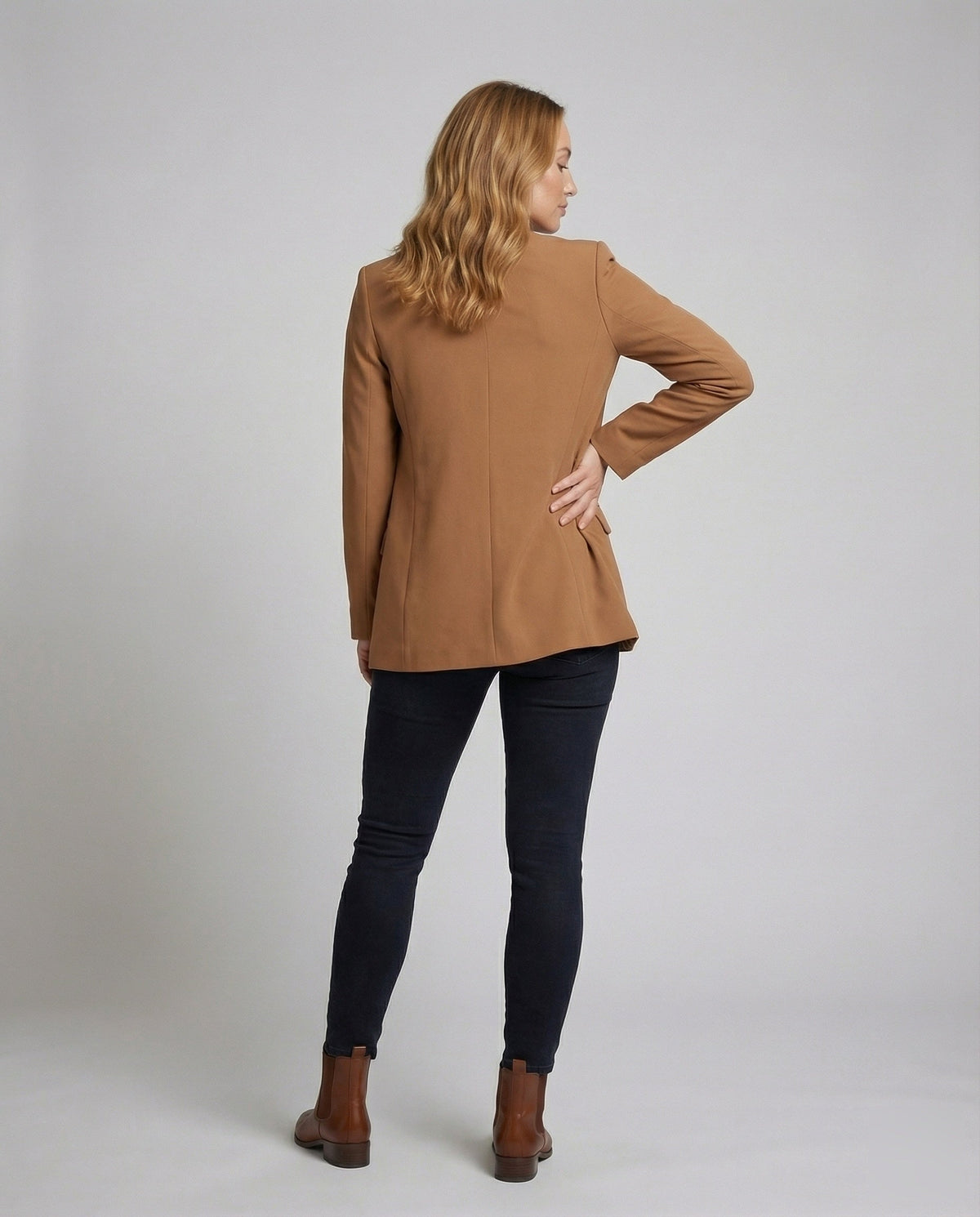 Blazer lungo da donna aperto sul davanti con collo a scialle – Giacca minimalista, ideale per il lavoro e da indossare a strati nel fine settimana