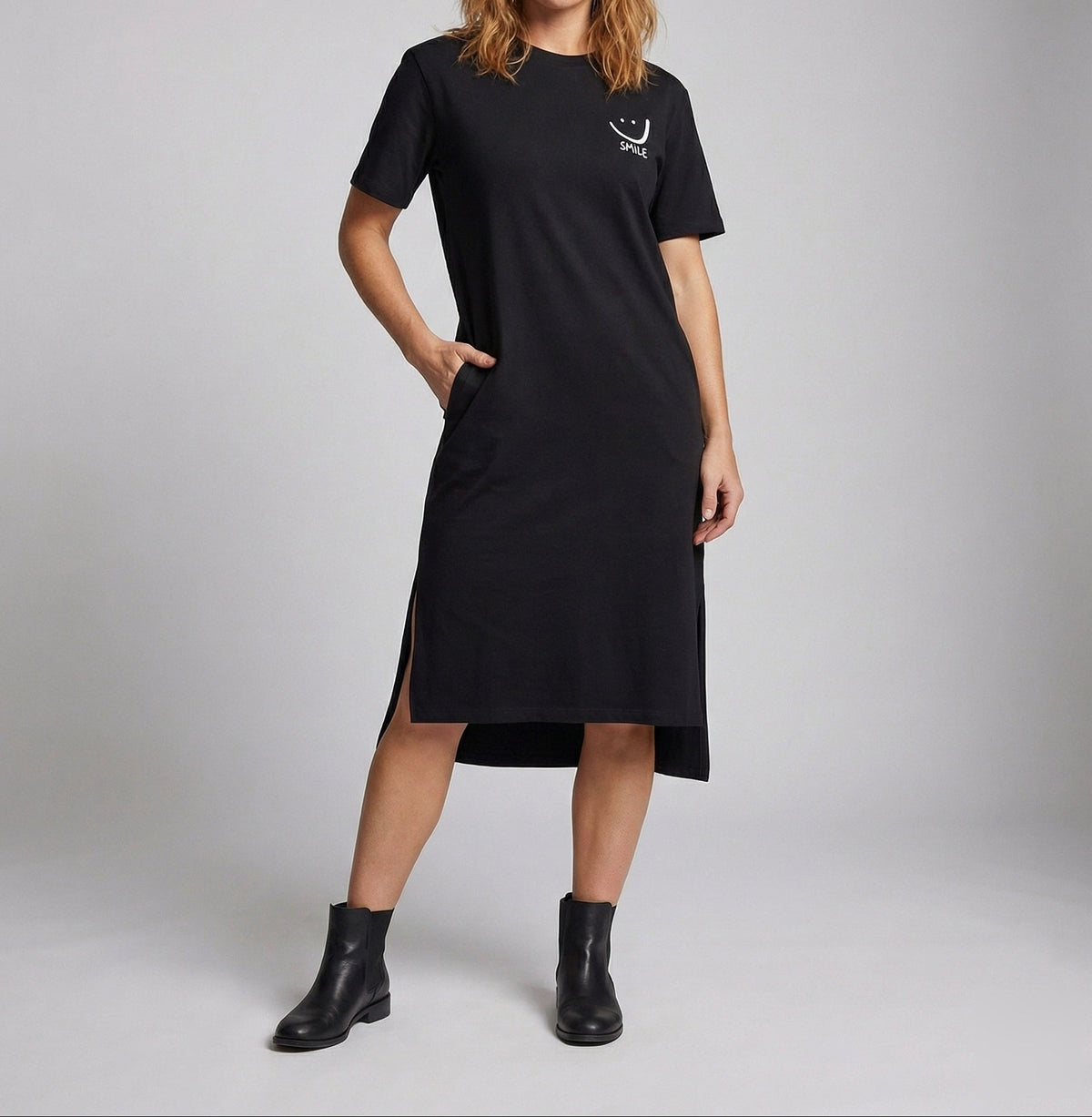 Robe midi décontractée pour femme, à manches courtes, avec poches et imprimé – Fentes latérales pour un style confortable au quotidien