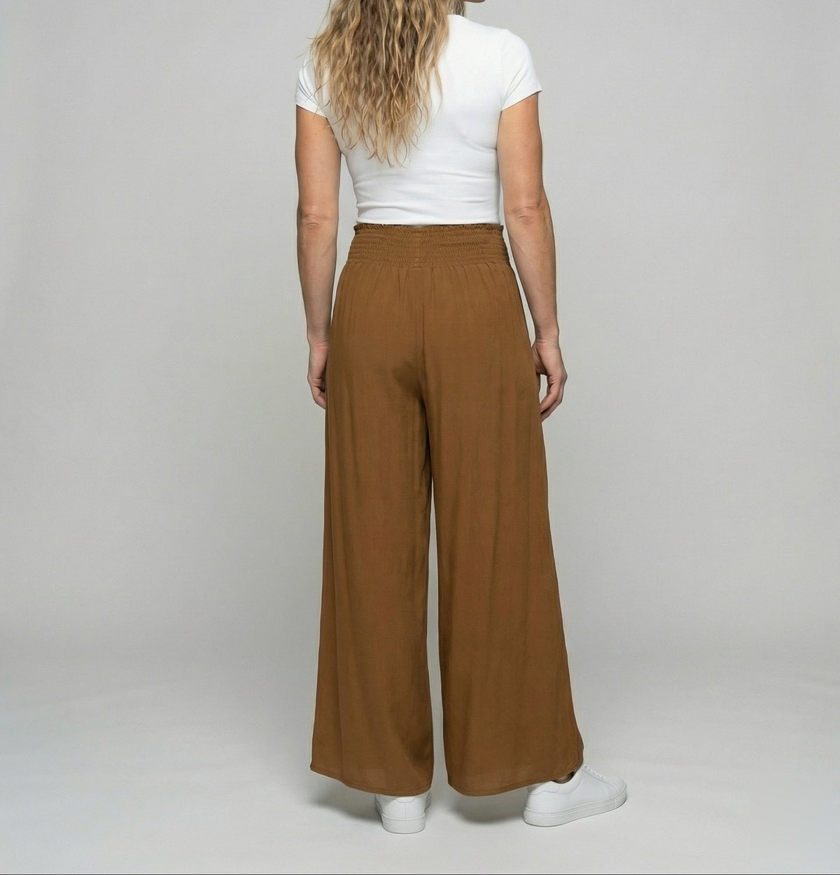 Pantalones palazzo de mujer con cintura fruncida y perneras anchas y fluidas - Estilo largo completo sin cierre para las vacaciones y los conjuntos informales de diario