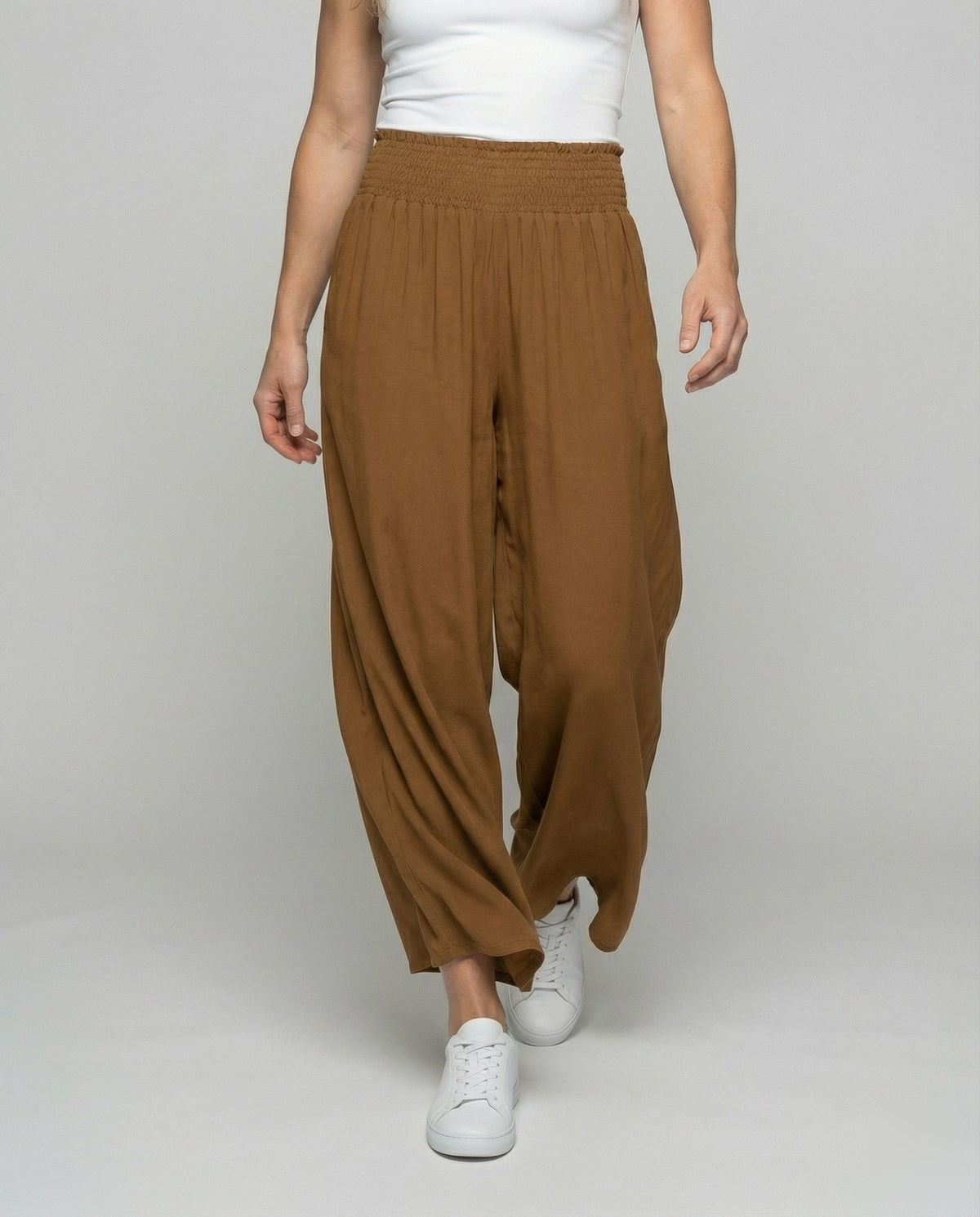 Pantalones palazzo de mujer con cintura fruncida y perneras anchas y fluidas - Estilo largo completo sin cierre para las vacaciones y los conjuntos informales de diario