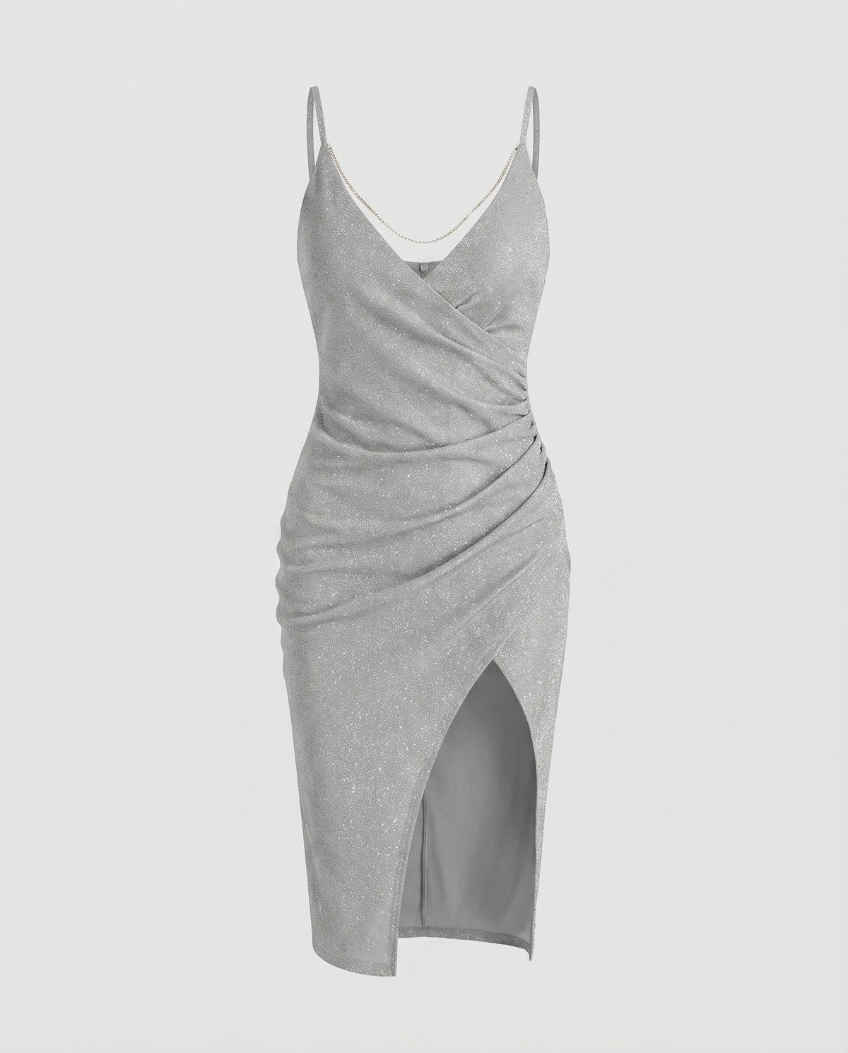 Rochie midi de damă cu aspect petrecut și strălucire discretă – rochie de seară cambrată, cu decolteu în V, bretele subțiri, încrețituri laterale și crăpătură asimetrică pe coapsă