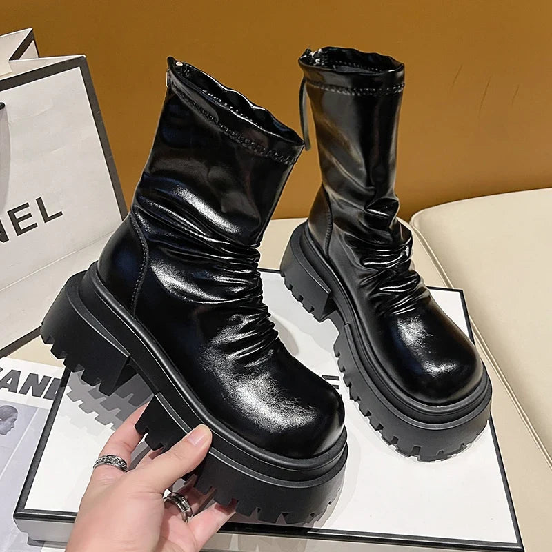 Women’s Chunky Platform Ankle Boots – Ruched Winter Boots with Lug Sole and Rear Zip