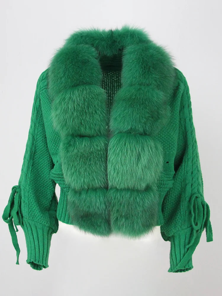 Dámský pletený kardigan s kožešinovým lemem - výrazný hřejivý kousek pro elegantní ležérní zimní outfit